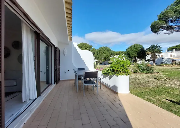 Vilamouratenis Duck By Sapvillas * Vilamoura