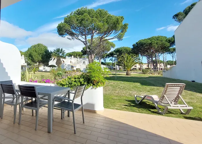 Vilamouratenis Duck By Sapvillas