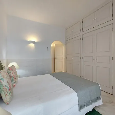 Vilamouratenis Duck By Sapvillas *