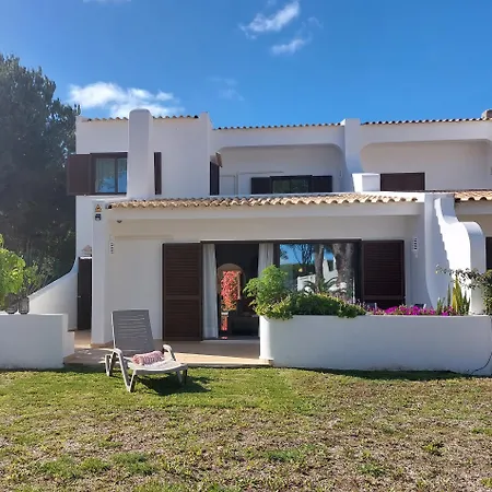 Vilamouratenis Duck By Sapvillas *