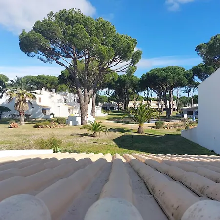 Vilamouratenis Duck By Sapvillas Vilamoura