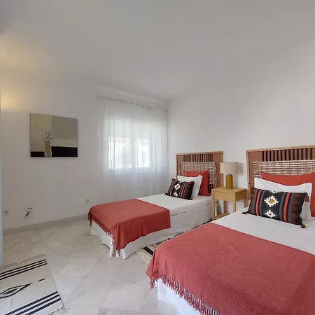 Vilamouratenis Duck By Sapvillas * Vilamoura