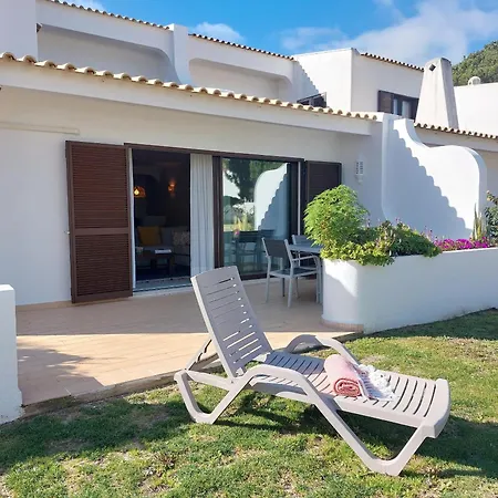 Vilamouratenis Duck By Sapvillas *