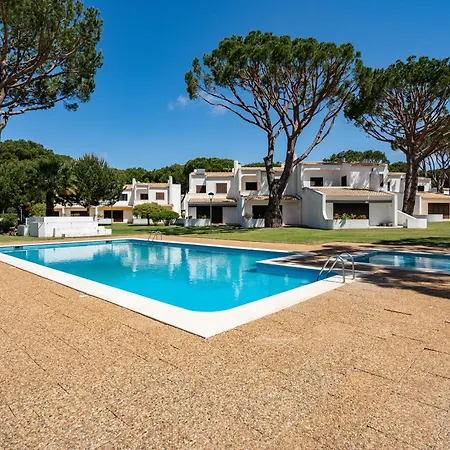 Vilamouratenis Duck By Sapvillas Hébergement de vacances
